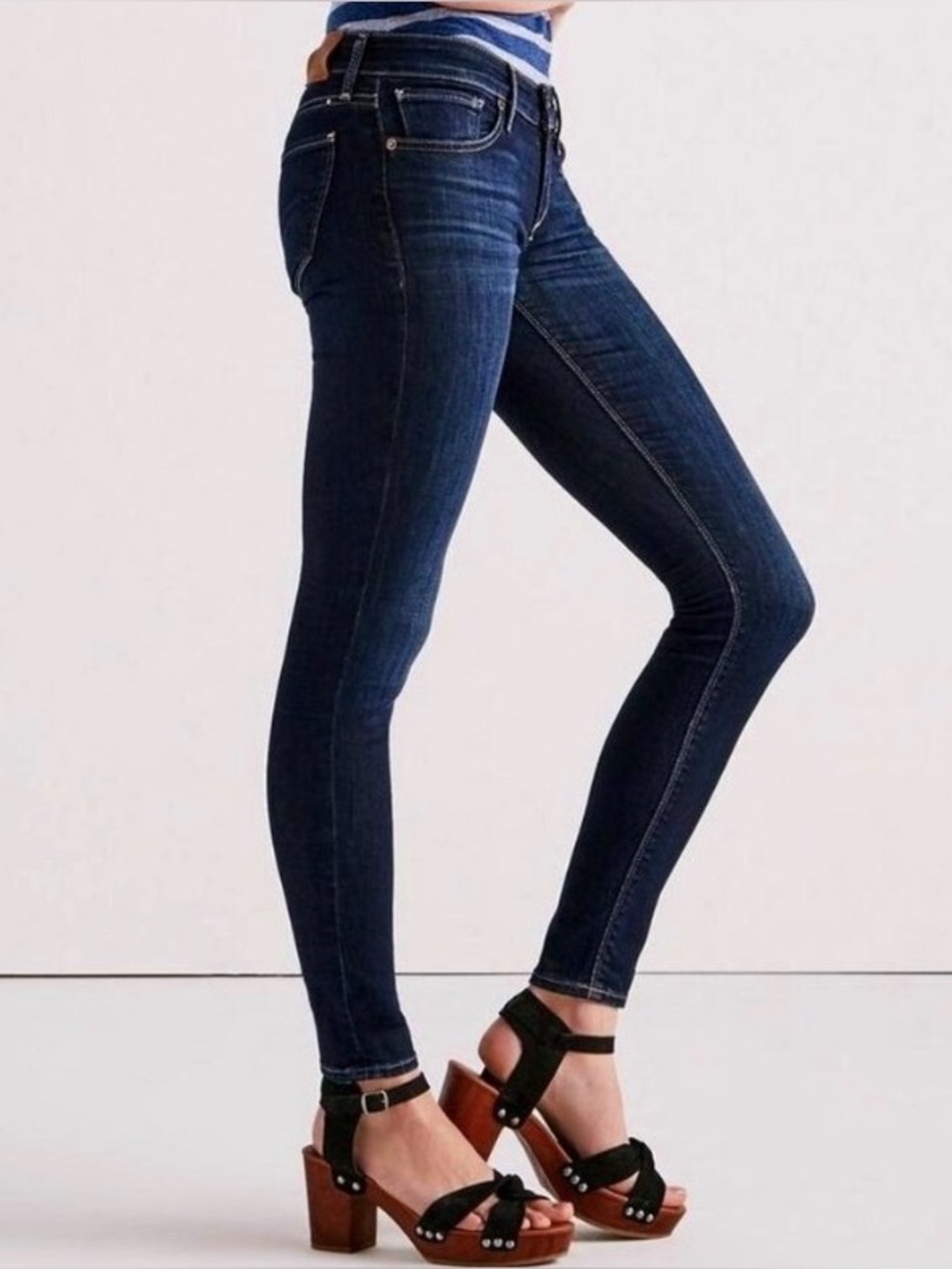 Lucky Brand Stella Skinny Jeans Size 8 / 29 Regular Low Rise Dark Wash Denim